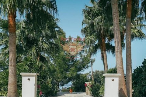 Продажа виллы в Гирне, Северный Кипр 4+1, 492м2, №192802 – фото 21