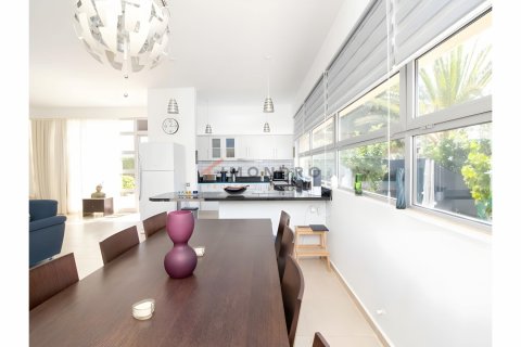 Продажа виллы  в Эсентепе, Гирне, Северный Кипр 5+1, 230м2, №210318 – фото 9