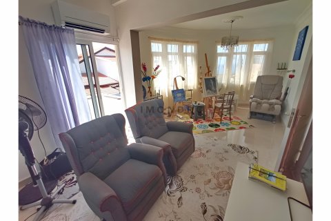 4+1 Villa  in Esentepe, Girne,  Nr. 210319 - 8