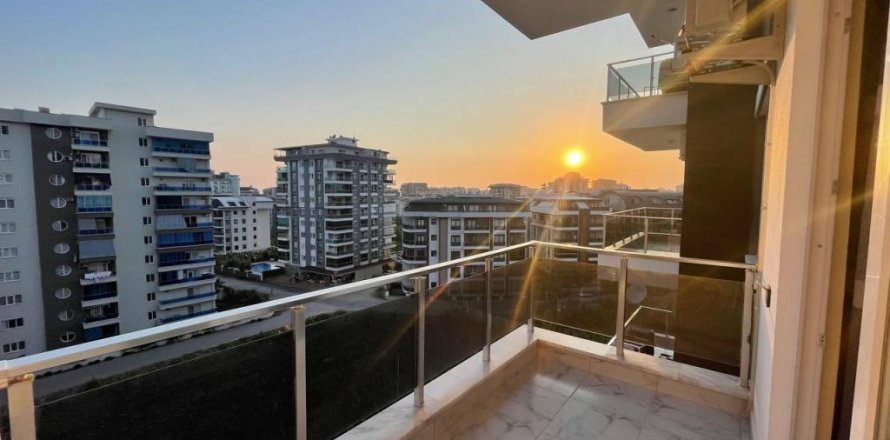 Apartment  in Mahmutlar, Antalya, Turkey No. 194017