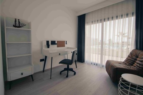 Продажа квартиры  в Гирне, Северный Кипр 4 комн., 200м2, №211130 – фото 30