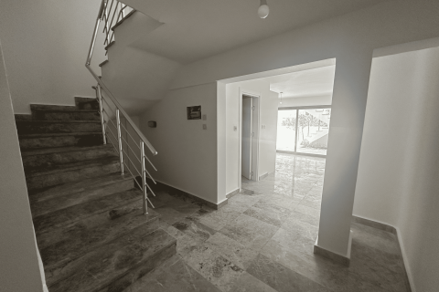 Продажа квартиры  в Гирне, Северный Кипр 4 комн., 307м2, №211131 – фото 9