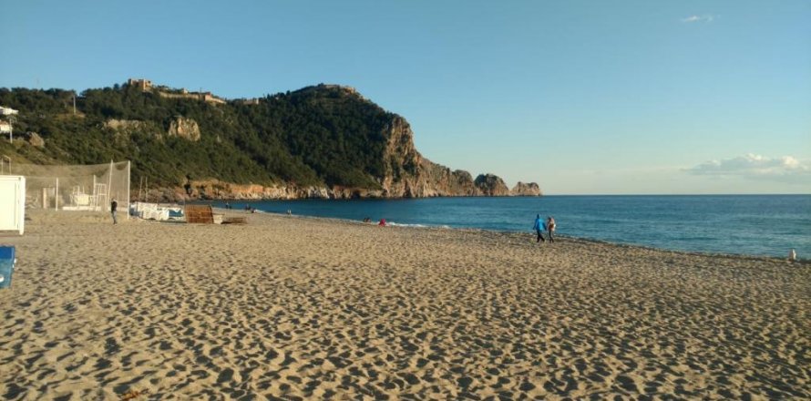 Квартира 2-х ком. в Аланье, Анталья, Турция №185074