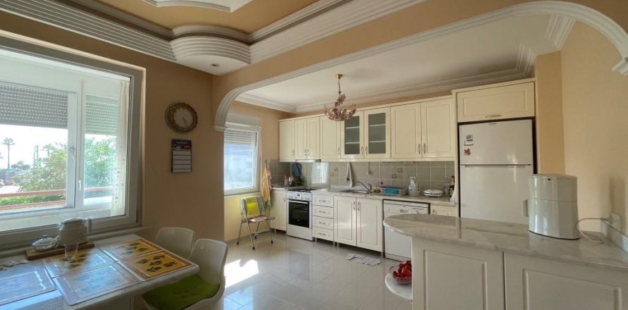 Leilighet  i Mahmutlar, Antalya, Tyrkia Nr. 209847