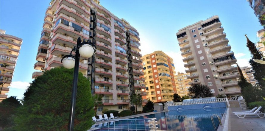 Lejlighed i Mahmutlar, Antalya, Tyrkiet Nr. 208898