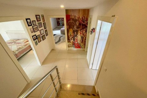 آپارتمان در  Kestel ، ترکیه 225 متر مربع.  شماره 208786 - 9