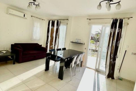 Продажа квартиры  в Фамагусте, Северный Кипр 2+1, №190747 – фото 1