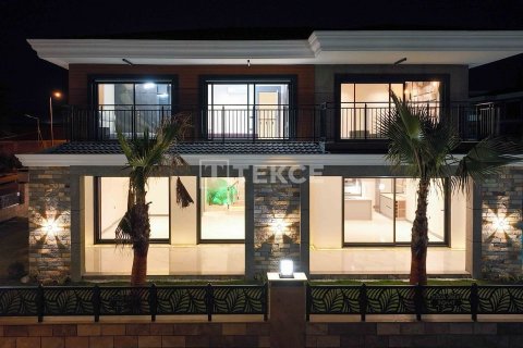 Продажа виллы  в Кушадасы, Айдыне, Турция 5+1, 250м2, №194342 – фото 4