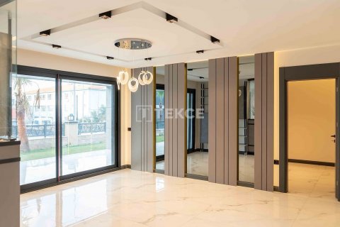 Продажа виллы  в Кушадасы, Айдыне, Турция 5+1, 250м2, №194342 – фото 15