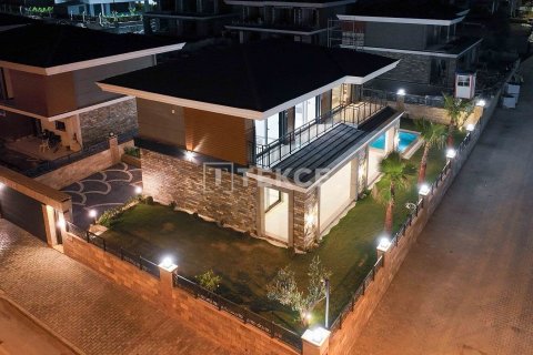 Продажа виллы  в Кушадасы, Айдыне, Турция 5+1, 250м2, №194342 – фото 6