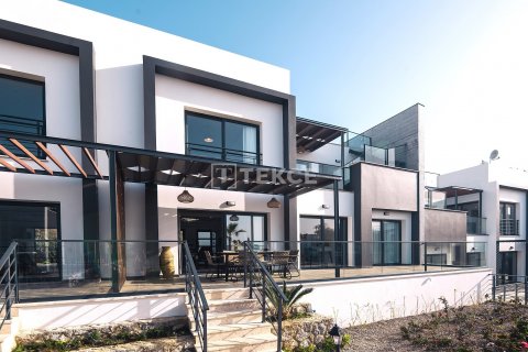 Продажа квартиры  в Гирне, Северный Кипр 3+1, 138м2, №189628 – фото 2