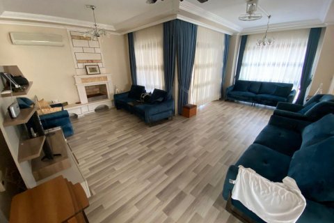 Продажа виллы  в Демирташе, Аланье, Анталье, Турция 8 комн., 550м2, №207245 – фото 1