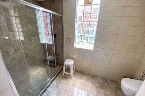 Продажа виллы  в Аланье, Анталье, Турция 5 комн., 200м2, №208236 – фото 23