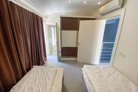 Продажа виллы  в Аланье, Анталье, Турция 5 комн., 200м2, №208236 – фото 28