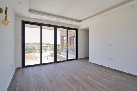 ویلا در  Girne ، ترکیه 4 خوابه ، 220 متر مربع.  شماره 192783 - 11