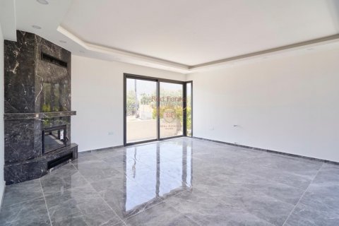 ویلا در  Girne ، ترکیه 4 خوابه ، 220 متر مربع.  شماره 192783 - 14
