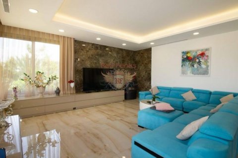 5+0 Villa in Girne, Nr. 192786 - 8