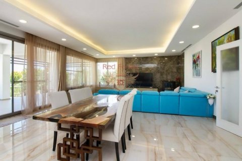 5+0 Villa in Girne, Nr. 192786 - 3