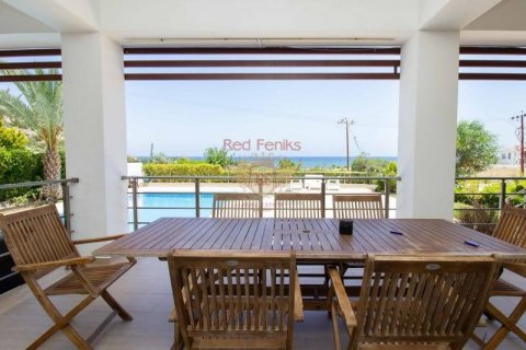 5+0 Villa in Girne, Nr. 192786 - 7
