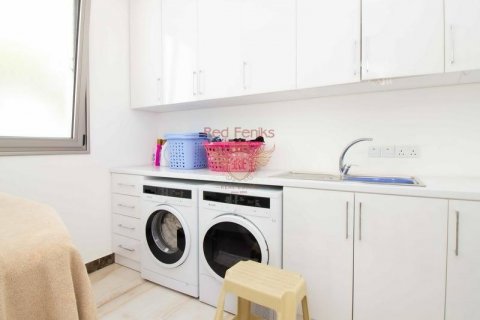 5+0 Villa in Girne, Nr. 192786 - 14