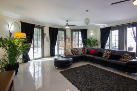 Продажа виллы  в Гирне, Северный Кипр 3+1, 364м2, №192785 – фото 4