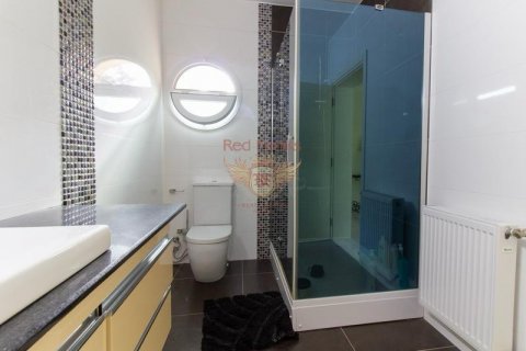 Продажа виллы  в Гирне, Северный Кипр 3+1, 364м2, №192785 – фото 12