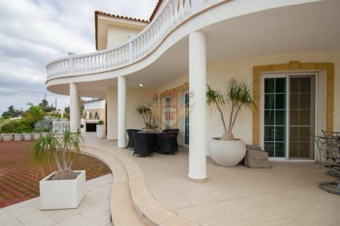 Продажа виллы  в Гирне, Северный Кипр 3+1, 364м2, №192785 – фото 19