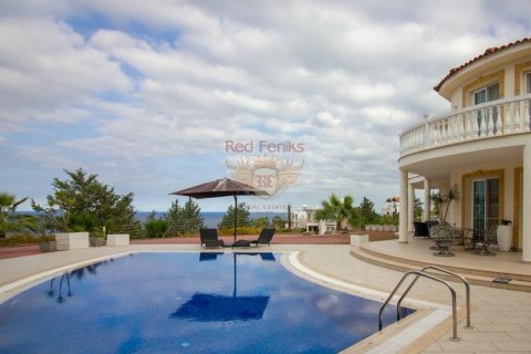 Продажа виллы  в Гирне, Северный Кипр 3+1, 364м2, №192785 – фото 3