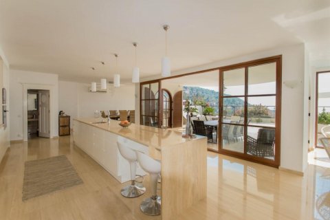 Продажа виллы  в Бекташе, Аланье, Анталье, Турция 7 комн., 390м2, №209930 – фото 15