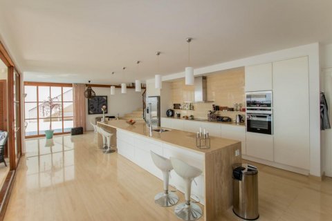 Продажа виллы  в Бекташе, Аланье, Анталье, Турция 7 комн., 390м2, №209930 – фото 11