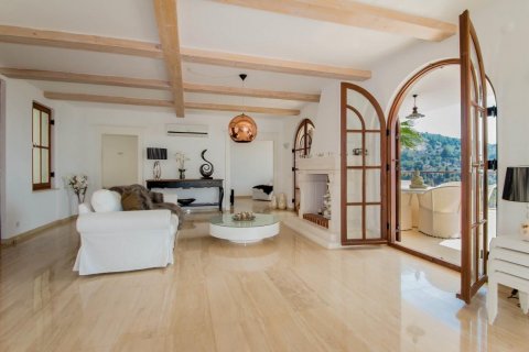 Продажа виллы  в Бекташе, Аланье, Анталье, Турция 7 комн., 390м2, №209930 – фото 19