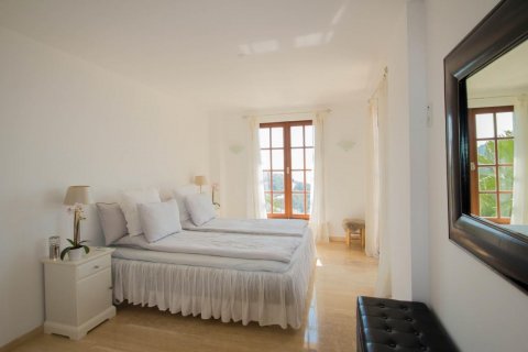 Продажа виллы  в Бекташе, Аланье, Анталье, Турция 7 комн., 390м2, №209930 – фото 30