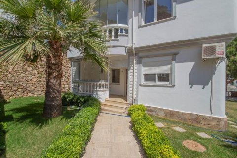 Продажа виллы  в Аланье, Анталье, Турция 4 комн., 250м2, №209928 – фото 2