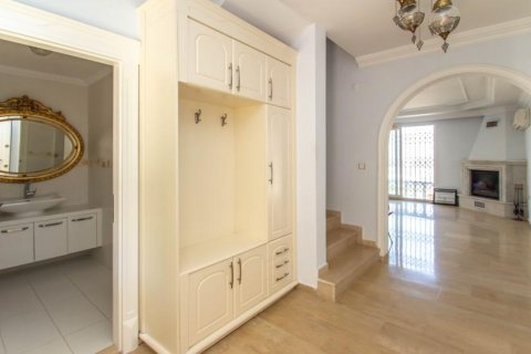 Продажа виллы  в Аланье, Анталье, Турция 4 комн., 250м2, №209928 – фото 24