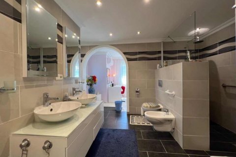 Продажа виллы в Аланье, Анталье, Турция 4 комн., 260м2, №206951 – фото 19