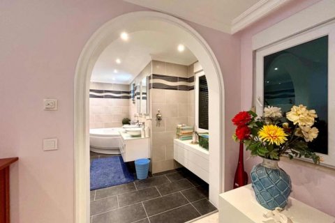 Продажа виллы в Аланье, Анталье, Турция 4 комн., 260м2, №206951 – фото 17