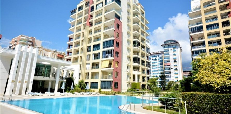 Wohnung  in Mahmutlar, Antalya, Türkei Nr. 208042