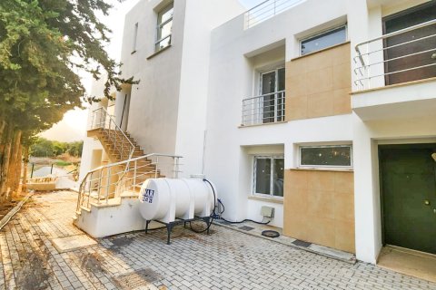 Apartment for sale in Girne, Northern Cyprus, 260m2, No. 210586 – photo 24