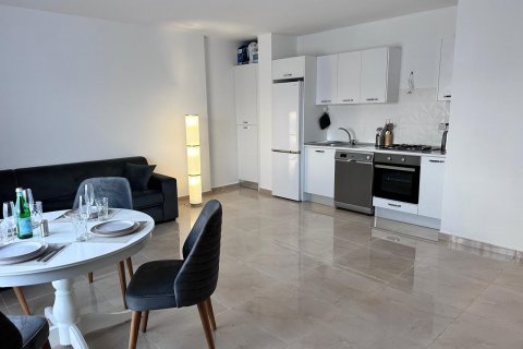 Lejlighed  i Alsancak, Girne,  Nr. 210583 - 4