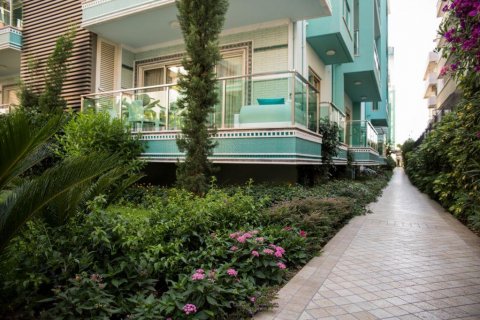 Продажа квартиры  в Аланье, Анталье, Турция 4 комн., 180м2, №209804 – фото 2