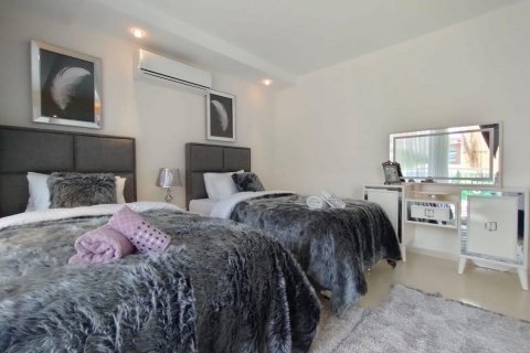 آپارتمان در  Kestel ، ترکیه 120 متر مربع.  شماره 209801 - 12