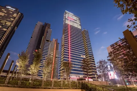 Продажа квартиры  в Стамбуле, Турция 5 комн., №194059 – фото 3