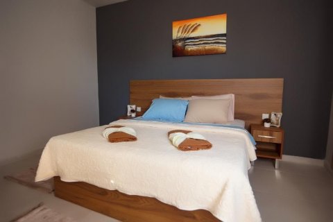 آپارتمان در  Mahmutlar ، ترکیه 60 متر مربع.  شماره 206982 - 8