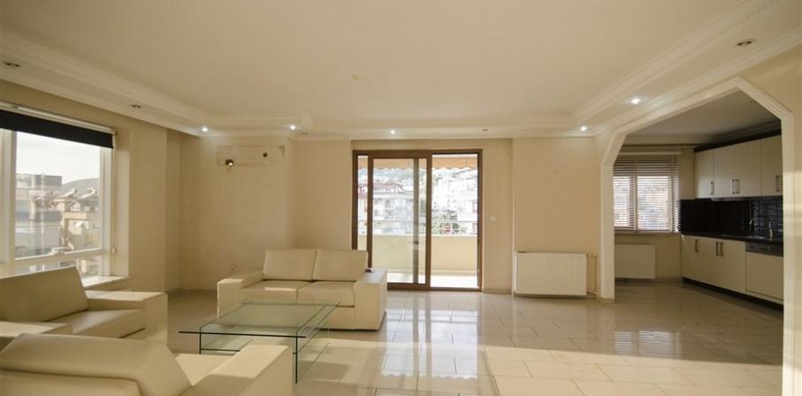 Apartment  in Alanya, Antalya, Turkey No. 210025