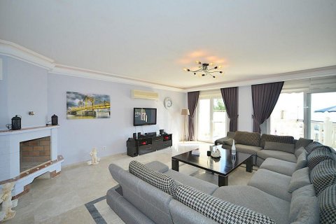 Villa for sale  in Bektas, Alanya, Antalya, Turkey, 200m2, No. 209795 – photo 16