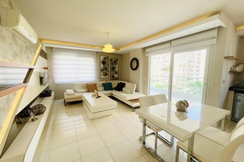 Lägenhet  i Mahmutlar, Antalya, Turkiet Nr. 208014 - 1