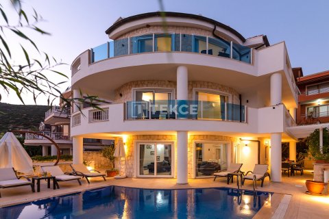 4+1 Villa in Kas, Antalya, Türkei Nr. 193896 - 1