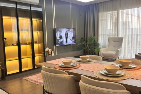 Продажа квартиры в Мерсине, Турция 2+1, 115м2, №206943 – фото 2