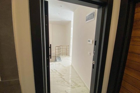 آپارتمان در  Kestel ، ترکیه 90 متر مربع.  شماره 208661 - 4