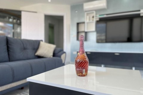 Lejlighed  i Mahmutlar, Antalya, Tyrkiet Nr. 209744 - 2